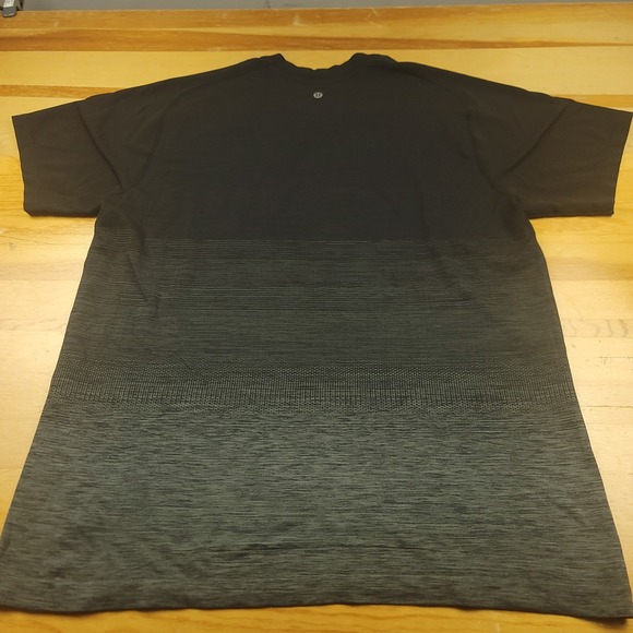 lululemon athletica Other - Lululemon Mens Metal Vent Tech T-Shirt Black Gradient Athleisure Performance XL
